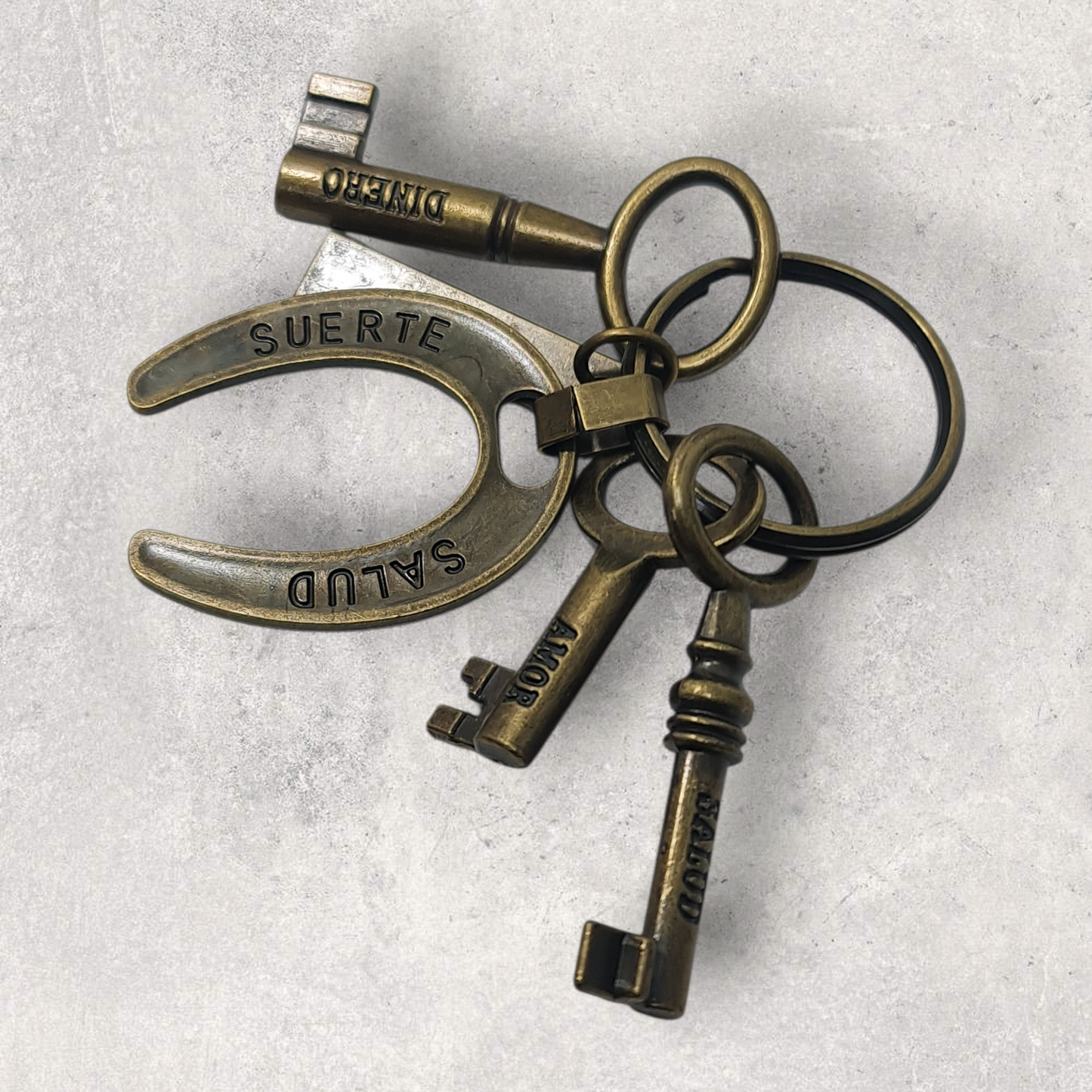 Medaille des Heiligen Benedikt, Katholische Heilige und Jungfrauen, Religiöse Produkte