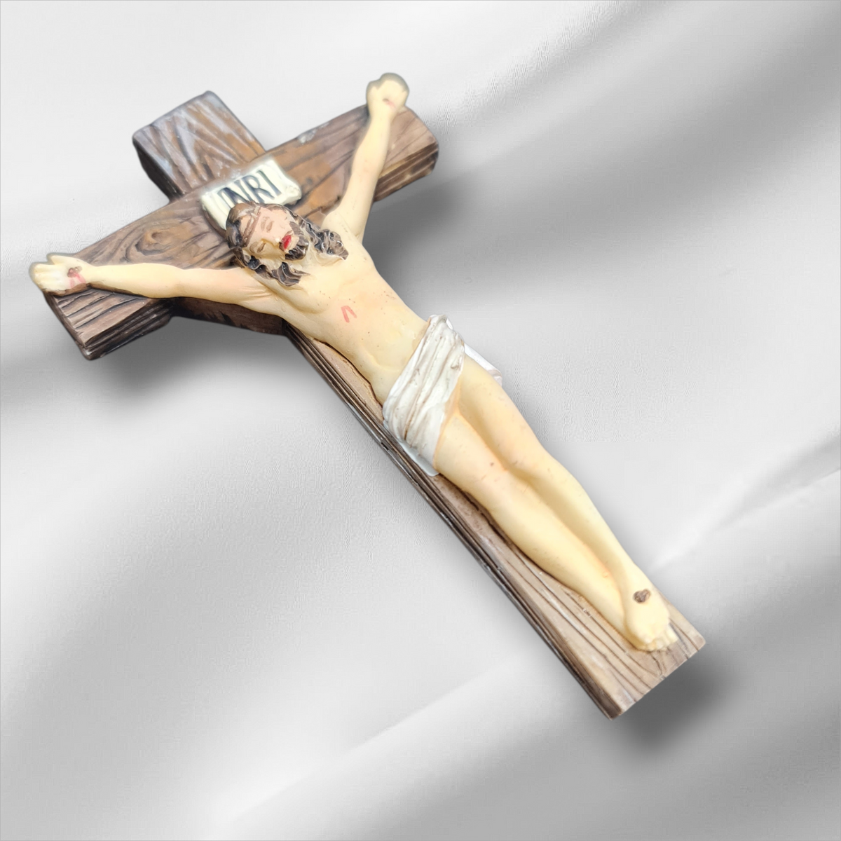 Crucifijo magnético
