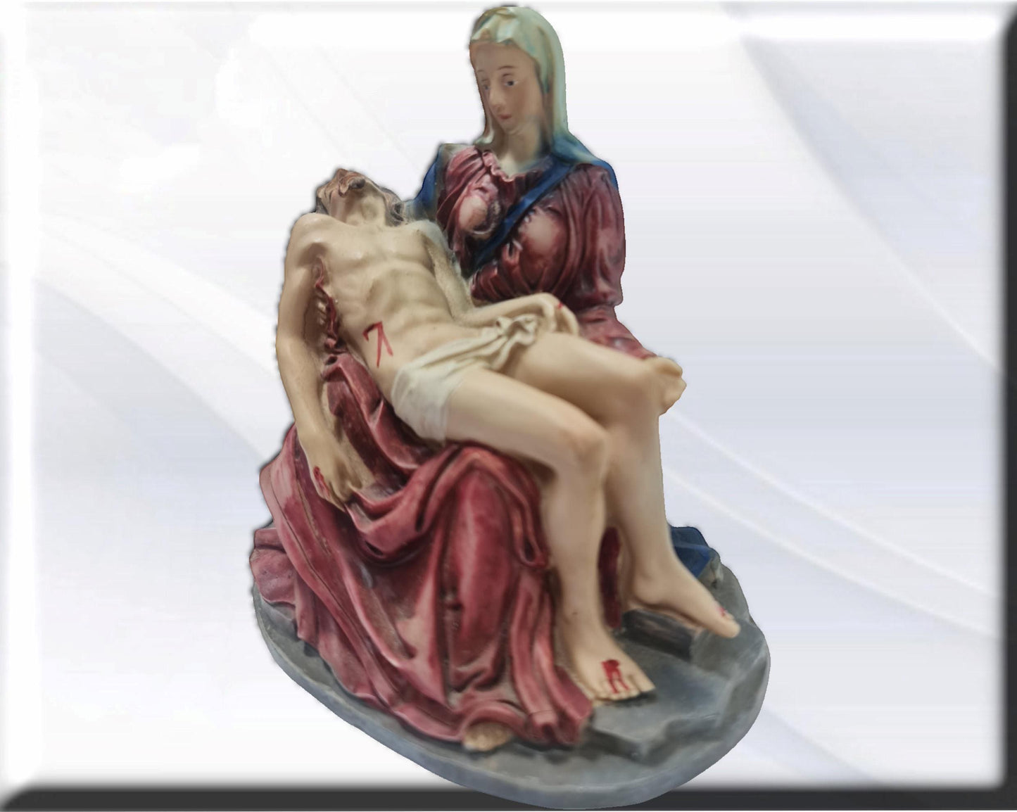 estatua Nuestra Señora de la Piedad , virgenes y santos catolicos