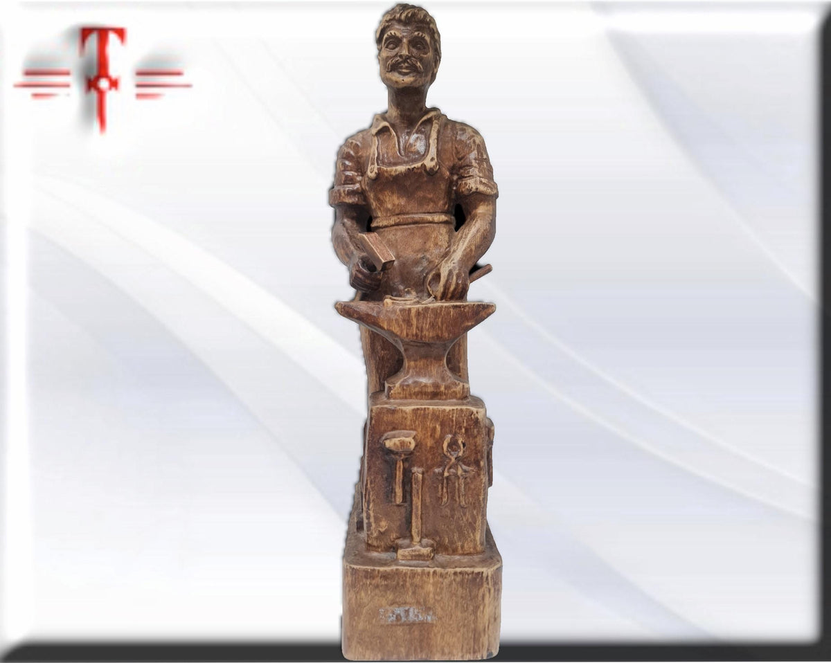 Estatua Herrero tallado a mano 42cm Hand-carved blacksmith statue 42cm