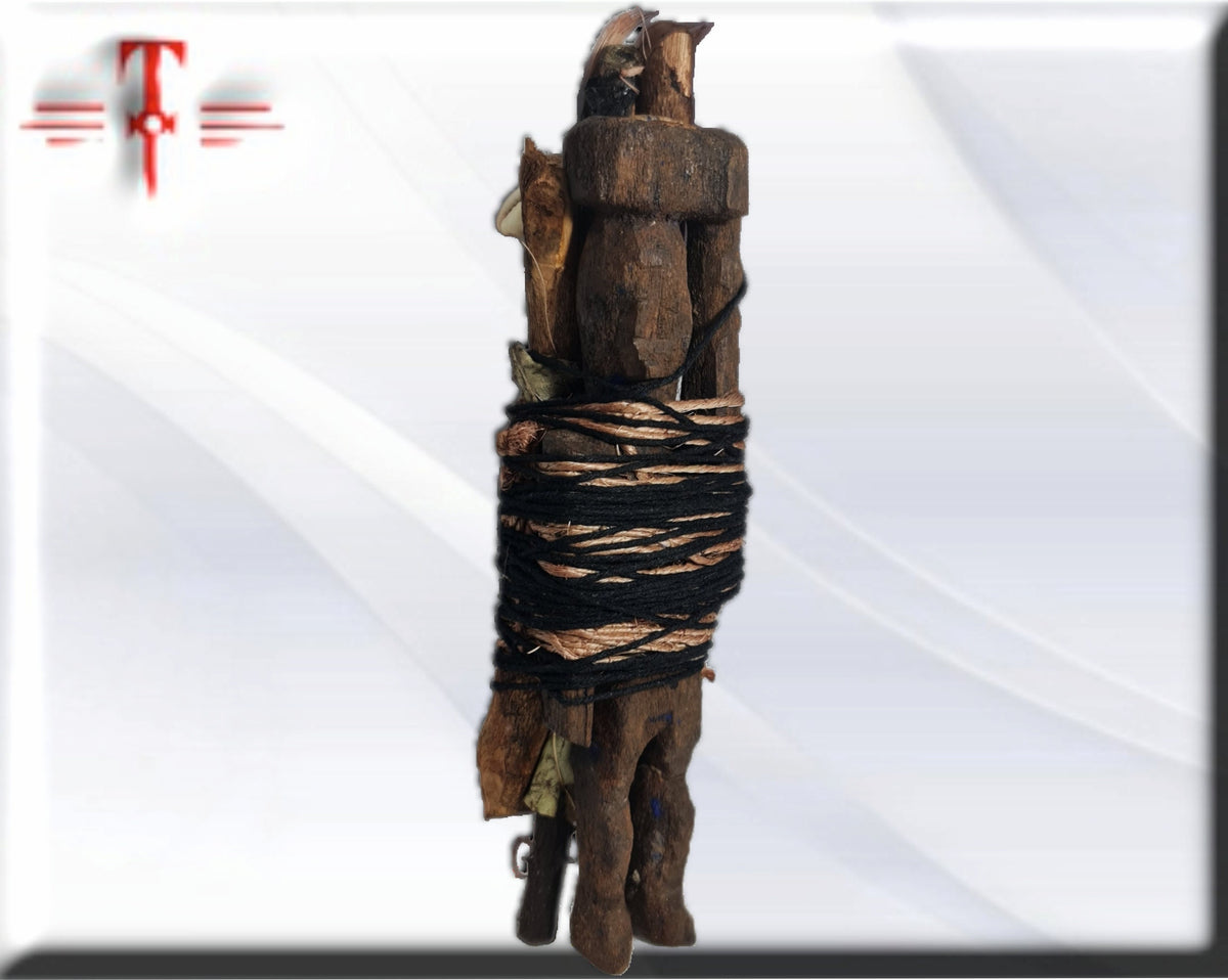 Afrikanischer Fetisch zur Bindung von Unternehmen, Situationen oder Menschen, Geheimnisse des afrikanischen Vodun, Voodoo, Ritual, Hexerei