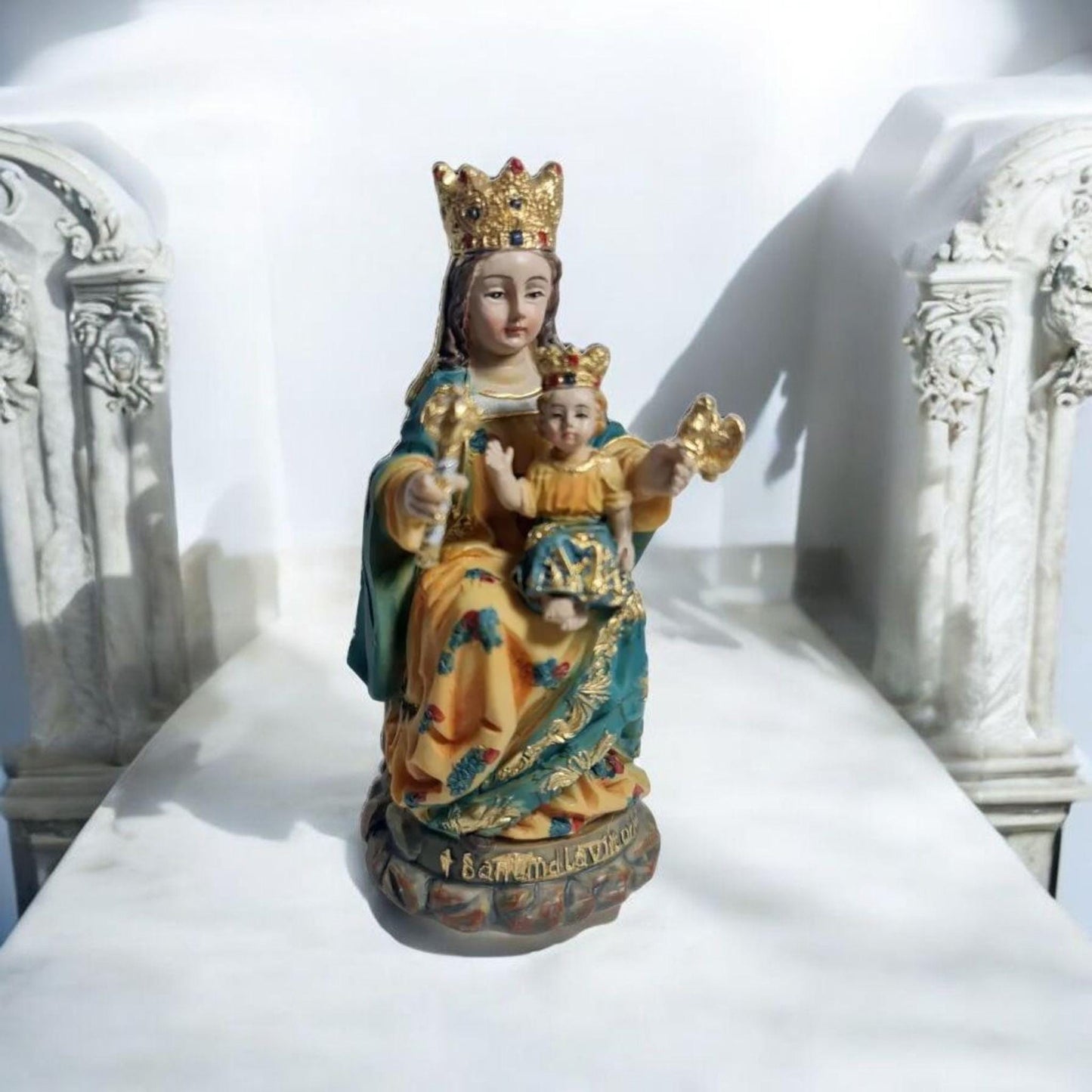 Heilige Maria vom Sieg, Jungfrau vom Sieg, Katholische Heilige und Jungfrauen