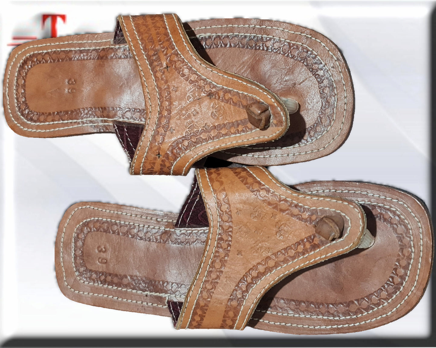Afrikanische Ledersandalen, handgefertigtes Produkt.