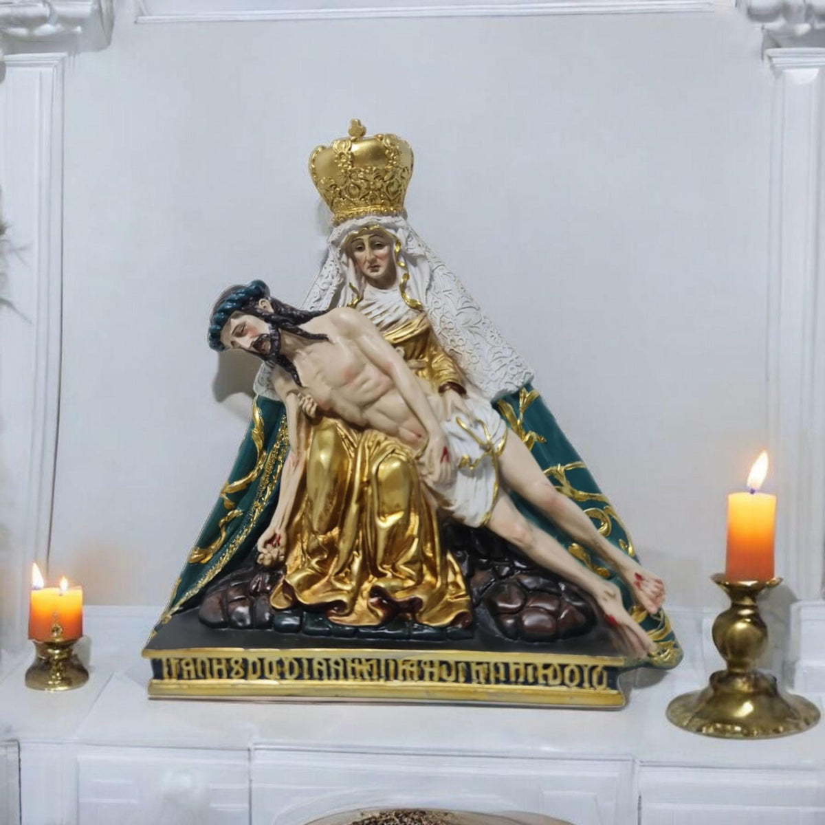 Jungfrau des Weges, Katholische Heilige und Jungfrauen, Religiöse Produkte