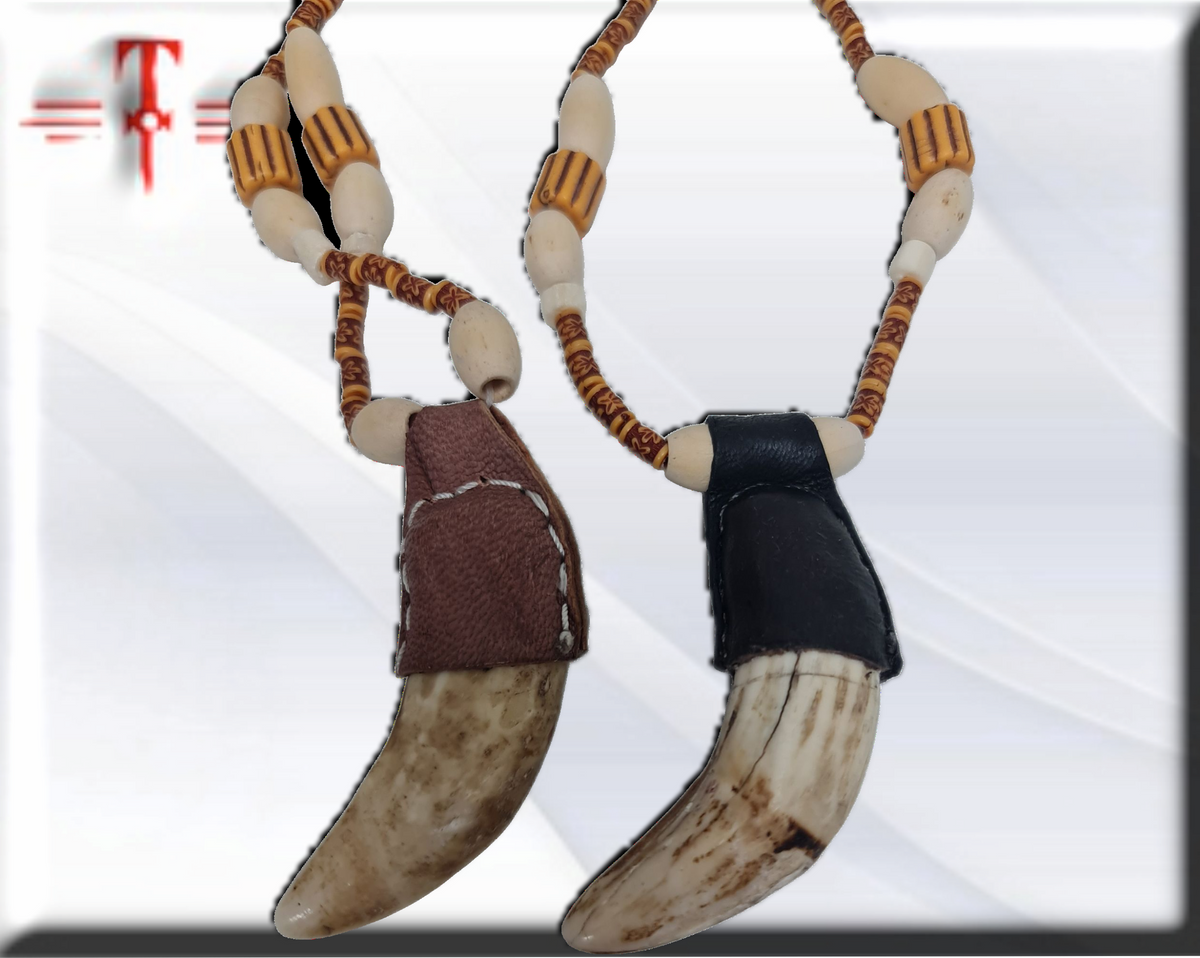 Glückslederanhänger, Original aus Benin, Amulett