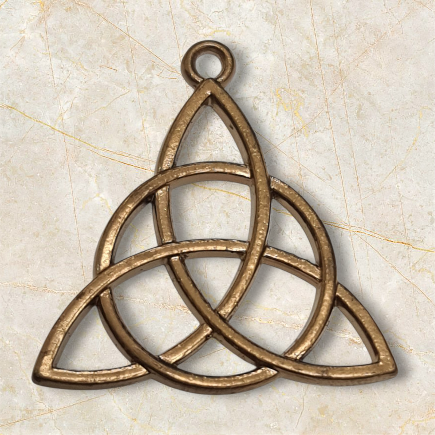 colgante TRIQUETRA