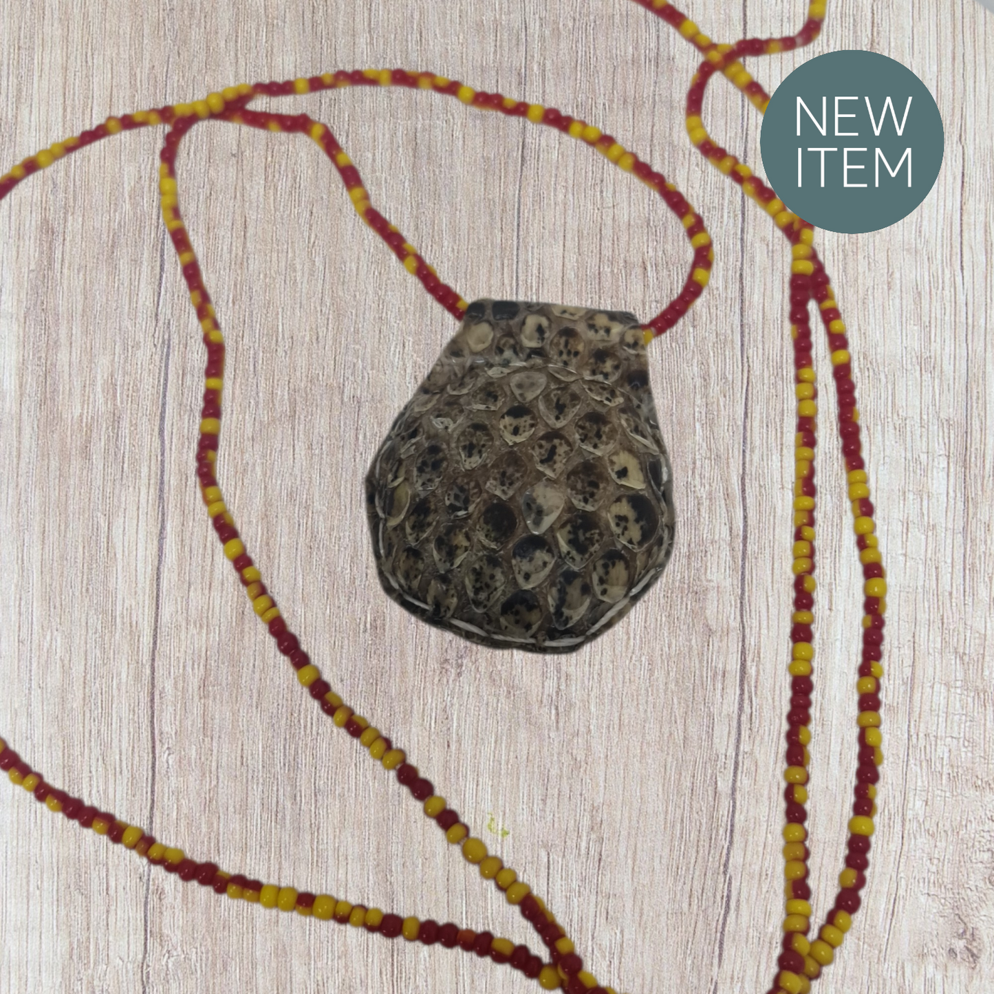 Afrikanisches Schlangenamulett, Hexereischutz, Pythontempel, Vodun-Geheimnisse, Traditionelle afrikanische Kunst