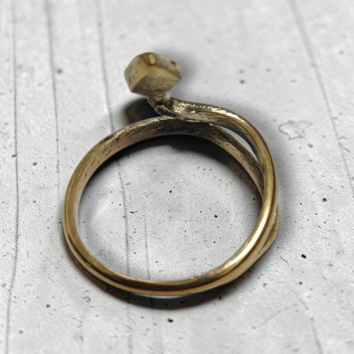 Anillo de protección , Vodun Akassel ,espíritu de la serpiente, Vodoun Fon de Benín