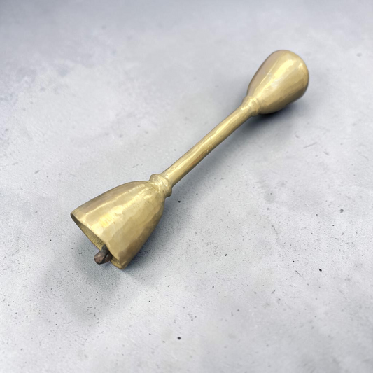 Agogo de bronce original Africano ( Benin ) hecho a mano . artesanía africana , para ceremonias y fiestas