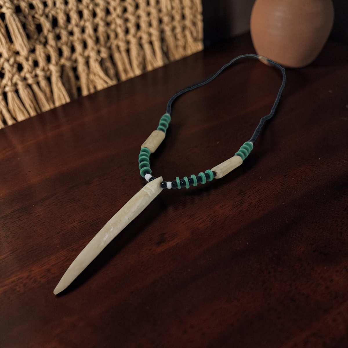 Colgante africano de hueso suerte , dinero , Original from Benín Protection , amuleto