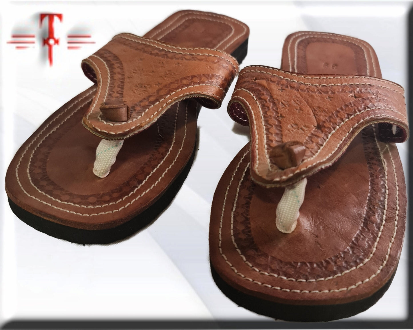 Afrikanische Ledersandalen, handgefertigtes Produkt.