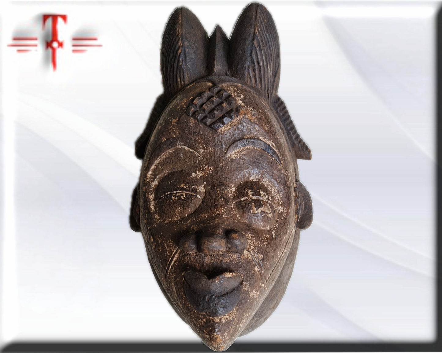 Ethnische Maske der Punu (afrikanische Kunst aus Gabun) Ethnische Maske der Punu (afrikanische Kunst aus Gabun)