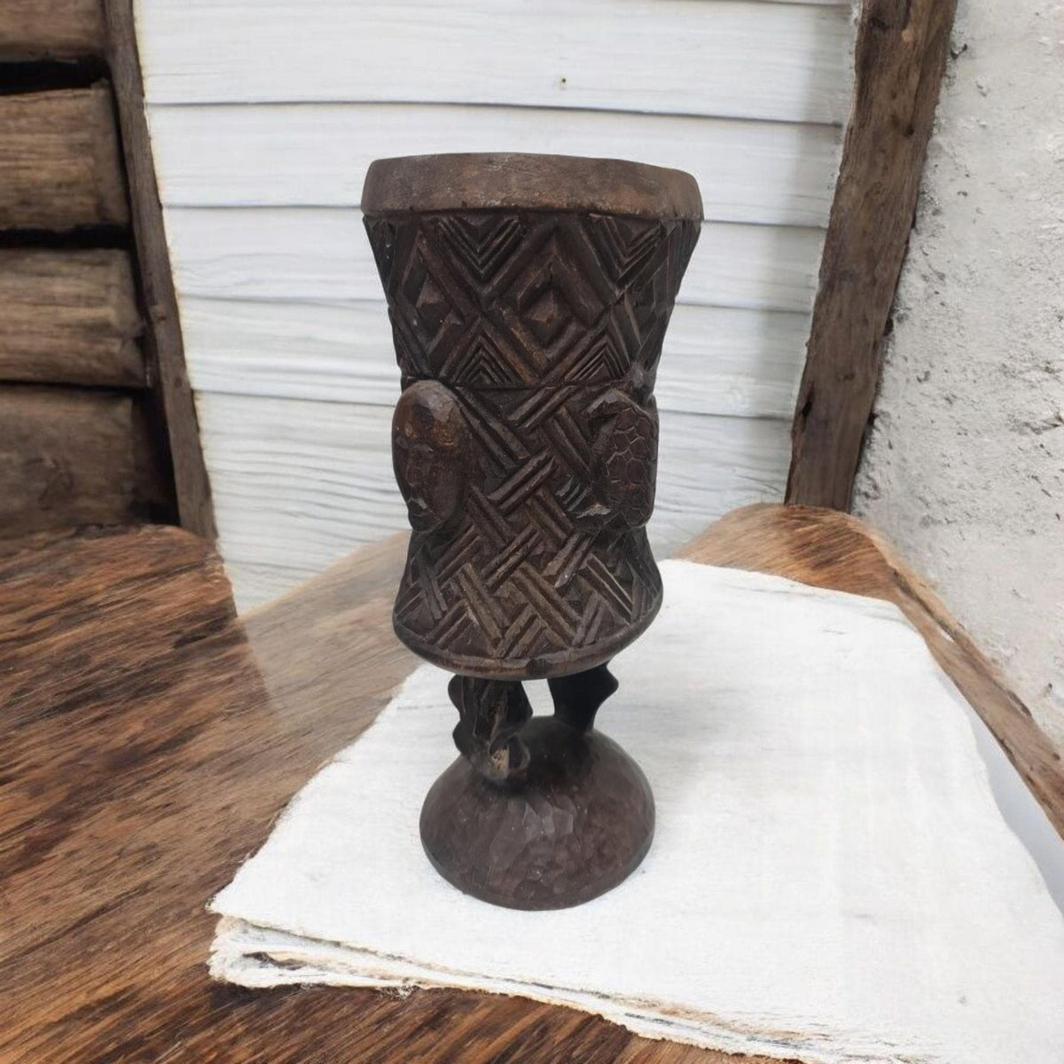 Deco art Jarra tallada   , arte Africano , Vintage , hecho a mano