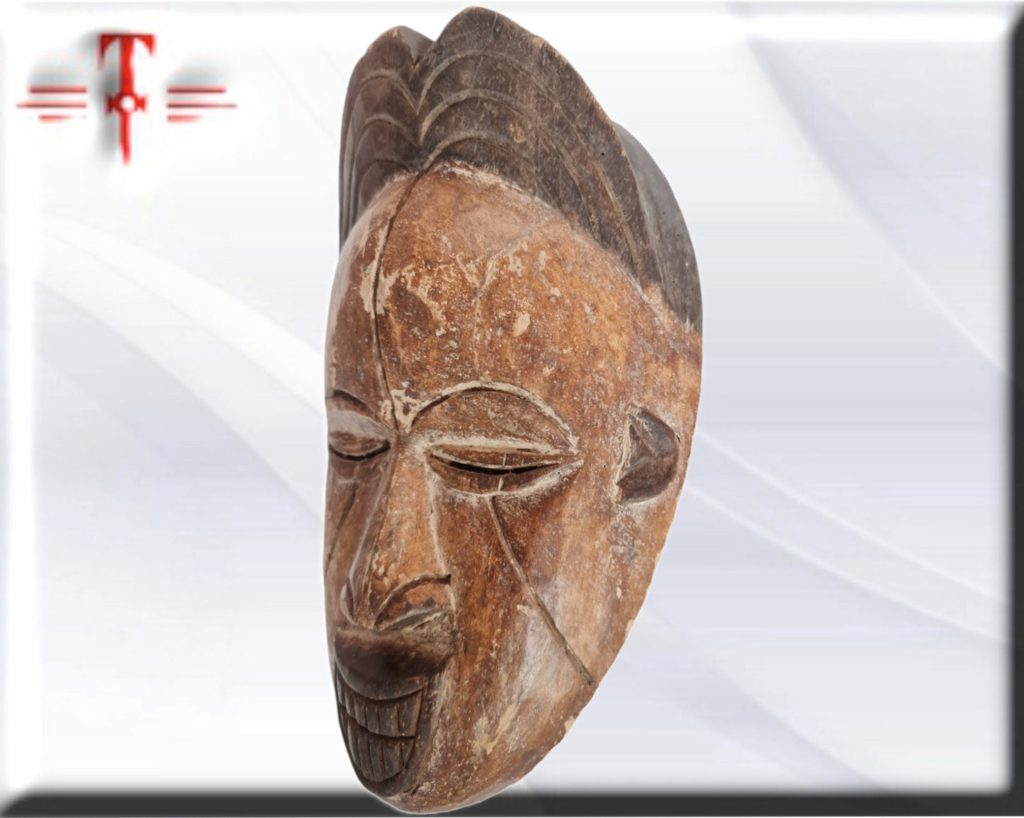 Ethnische Maske der Punu (afrikanische Kunst aus Gabun) Ethnische Maske der Punu (afrikanische Kunst aus Gabun)