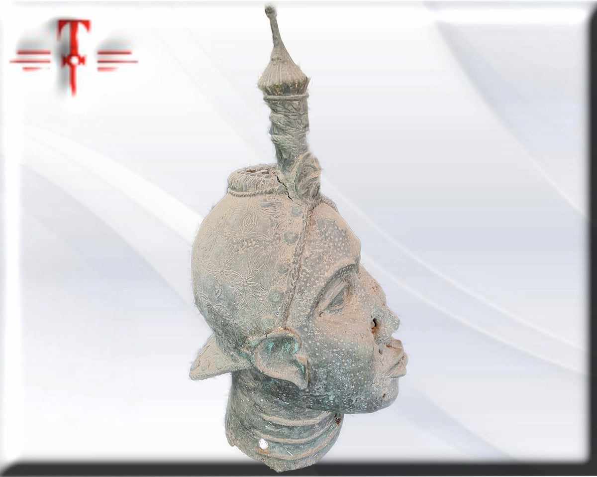 Büste von Oni (König von Ifá) Afrikanische Kunst, Yoruba, Bronzeskulptur 6 Kilogramm