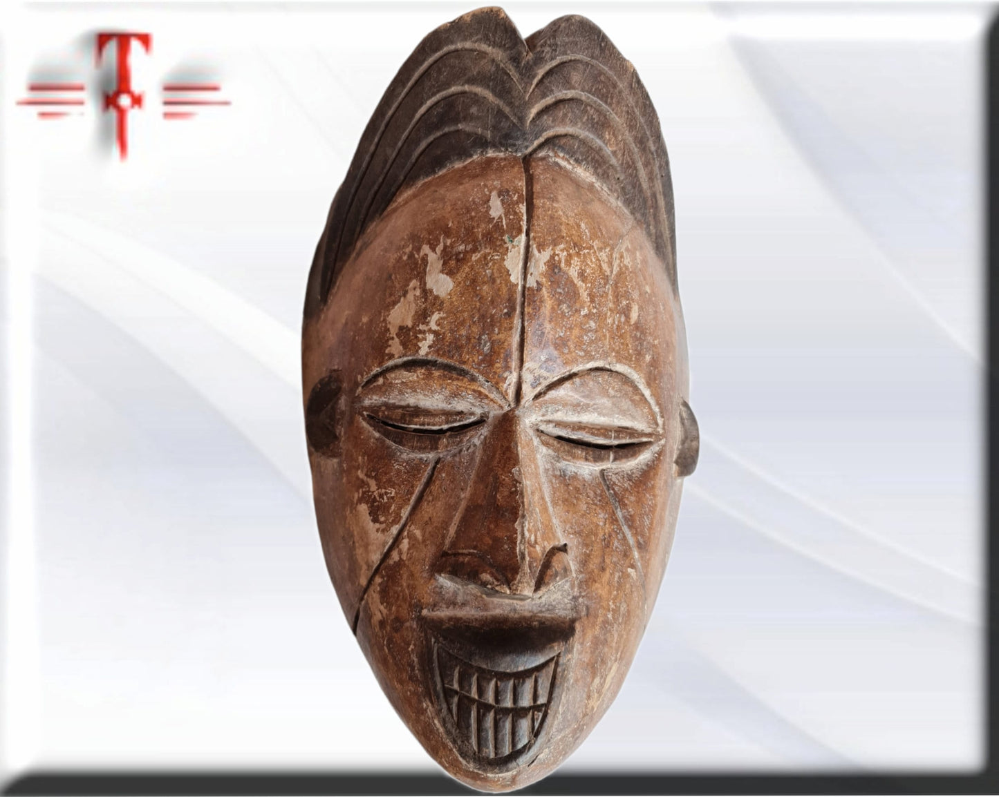 Ethnische Maske der Punu (afrikanische Kunst aus Gabun) Ethnische Maske der Punu (afrikanische Kunst aus Gabun)