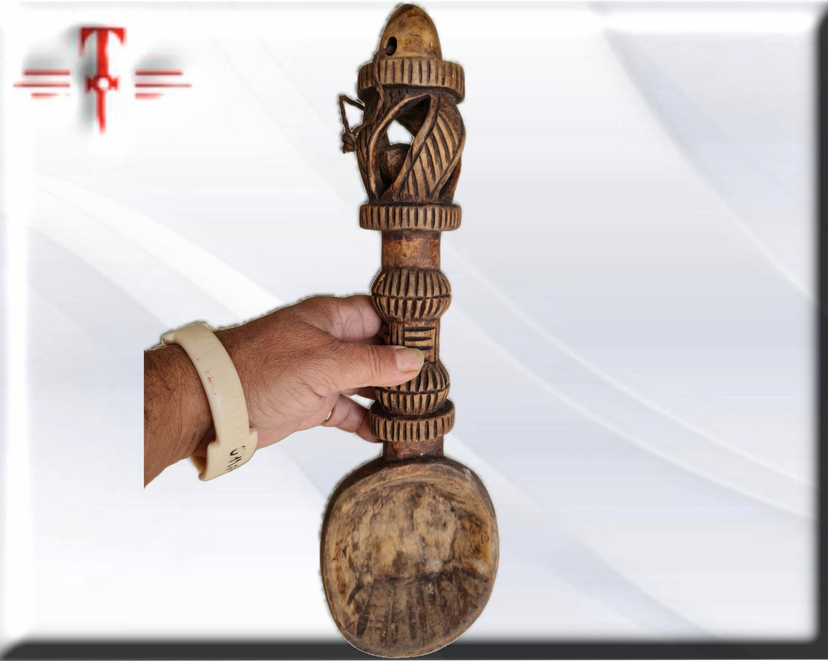 Afrikanische Kunst Großer geschnitzter Holzlöffel, Afrikanische Kunst, Kunstgalerie, Handarbeit