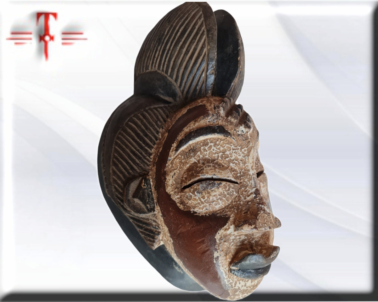 Ethnische Maske der Punu (afrikanische Kunst aus Gabun) Ethnische Maske der Punu (afrikanische Kunst aus Gabun)