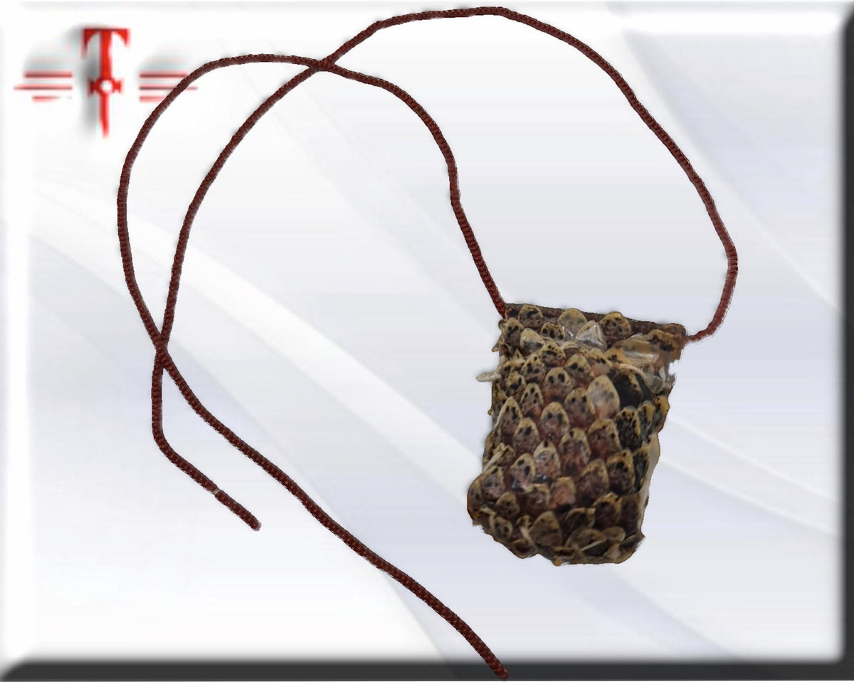 Schlangenamulett, das Frauen anzieht, Geheimnisse des afrikanischen Voodoo