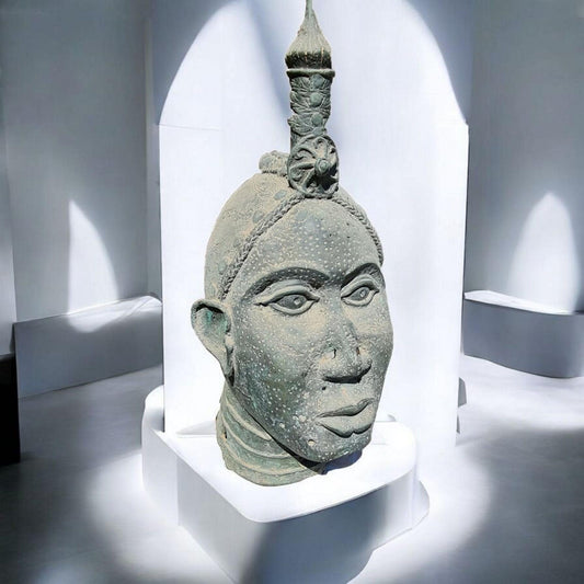 Büste von Oni (König von Ifá) Afrikanische Kunst, Yoruba, Bronzeskulptur 6 Kilogramm