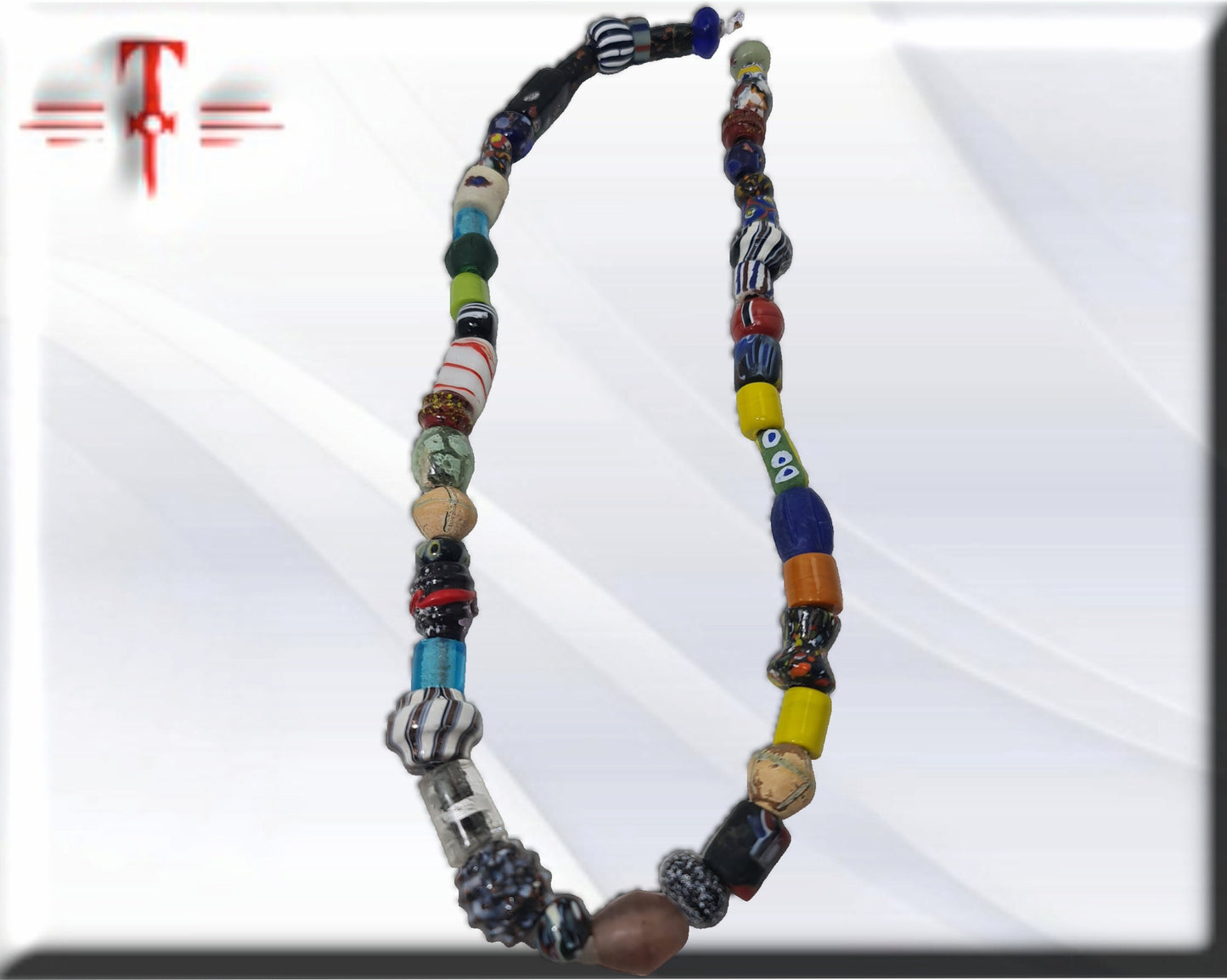 Afrikanische Perlenkette, traditionelle Kultur, afrikanische Kunst, religiöse Kultur