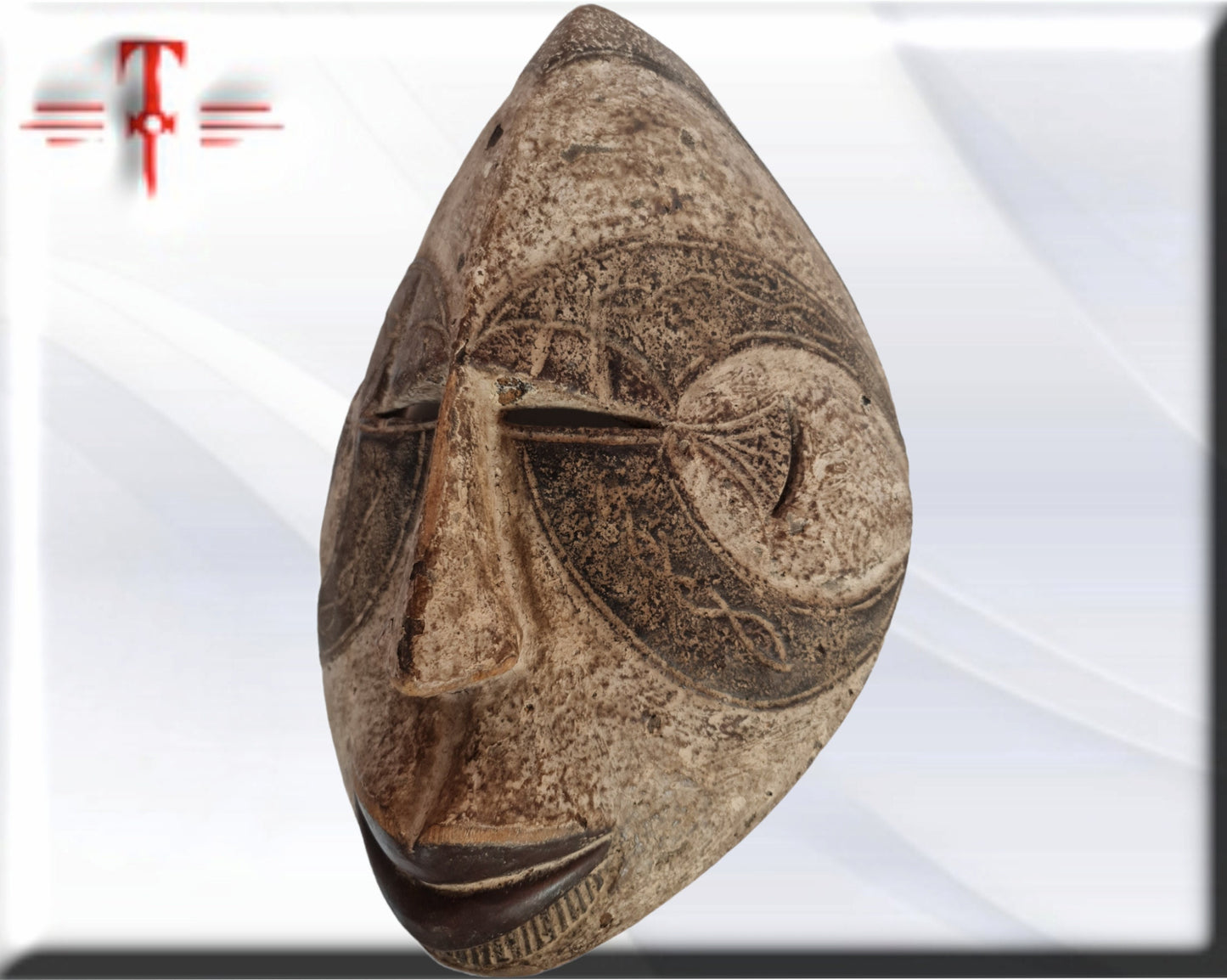 Máscara etnia Bembes ( Congo arte africano)  Bembes ethnic mask (Congo African art)