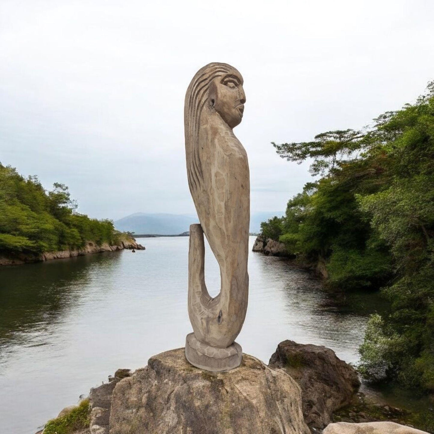 Escultura madera Mami Wata   , original de Africa ( Benín ) Yemaya
