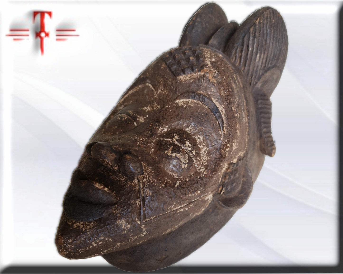 Ethnische Maske der Punu (afrikanische Kunst aus Gabun) Ethnische Maske der Punu (afrikanische Kunst aus Gabun)