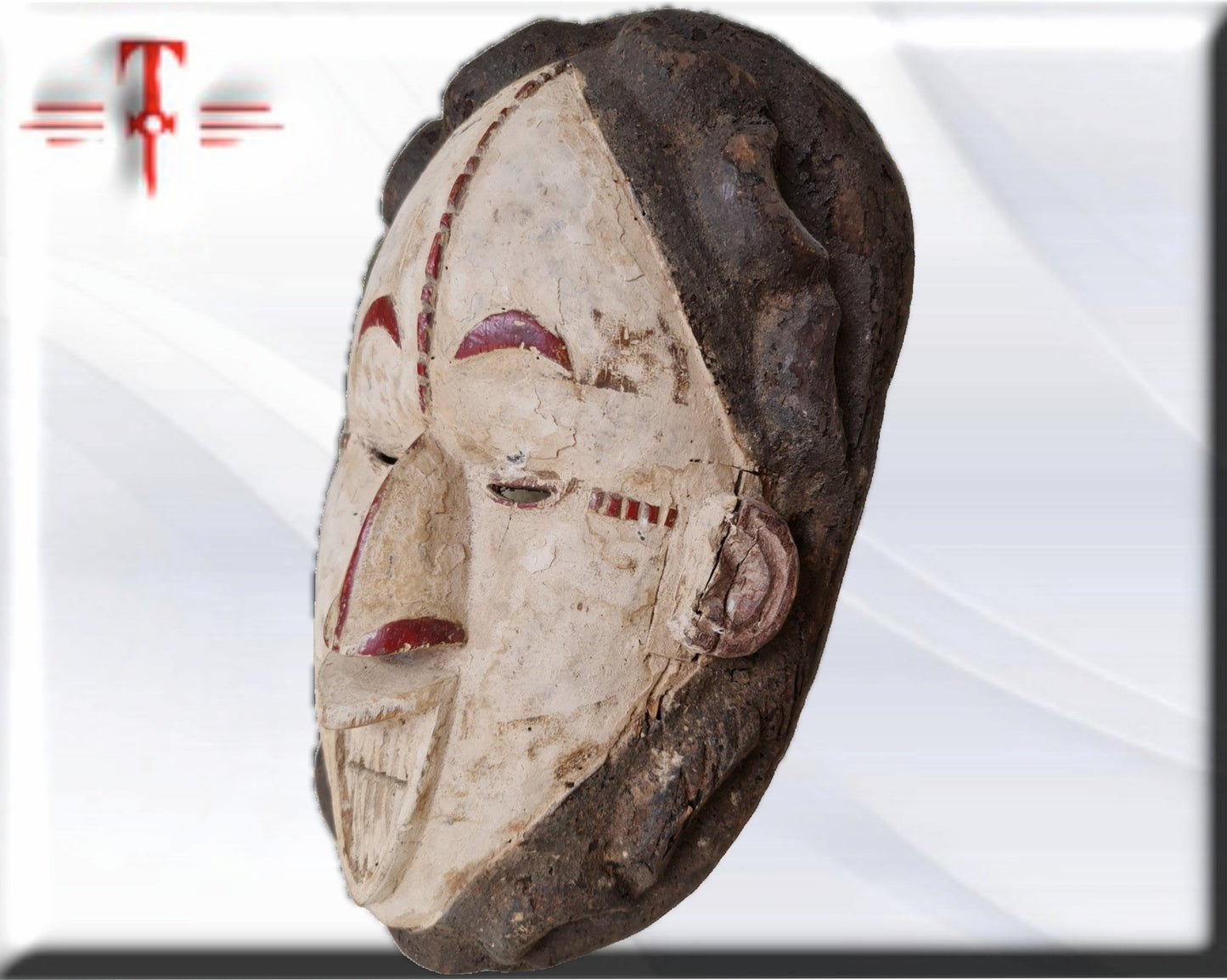 Ethnische Vuvi-Maske (afrikanische Kunst aus Gabun) Ethnische Vuvi-Maske (afrikanische Kunst aus Gabun)