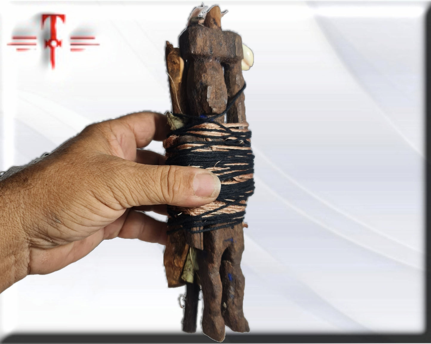 Afrikanischer Fetisch zur Bindung von Unternehmen, Situationen oder Menschen, Geheimnisse des afrikanischen Vodun, Voodoo, Ritual, Hexerei